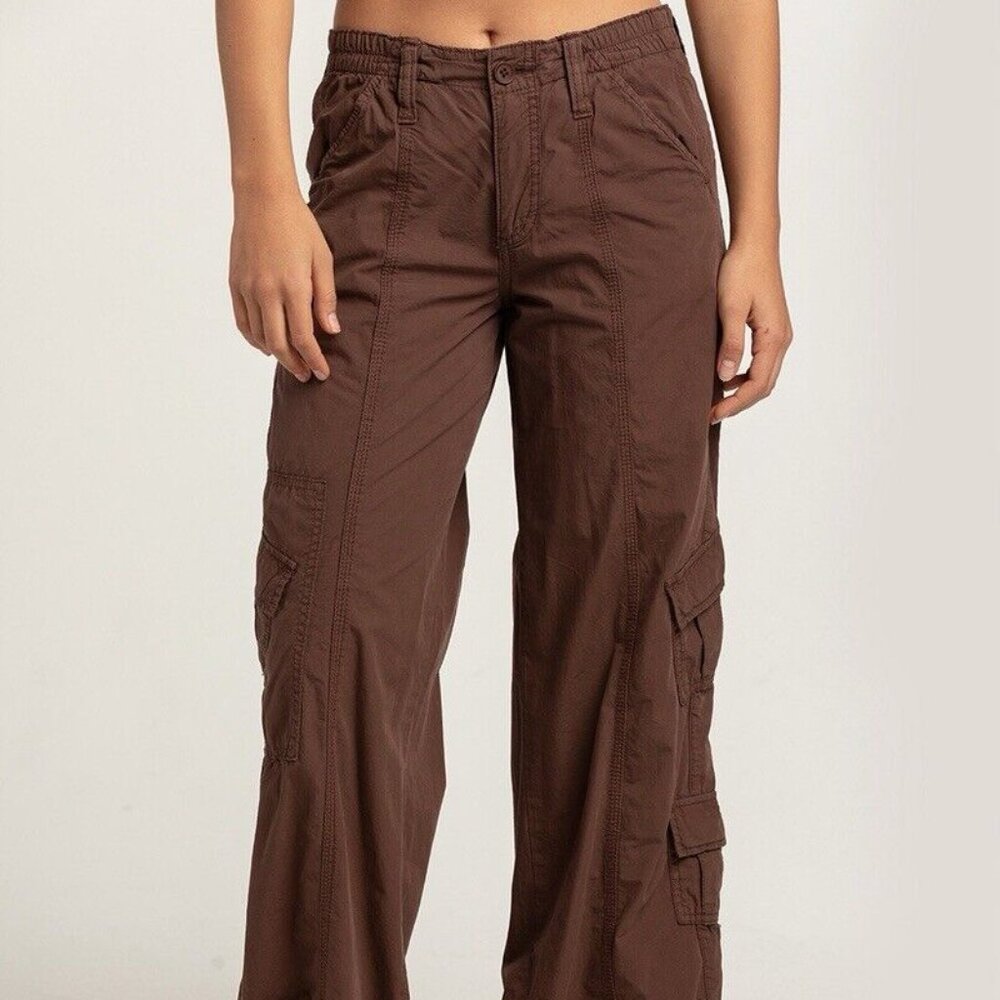 Urban Outfitters | BDG Y2K Low Rise Cargo Pant